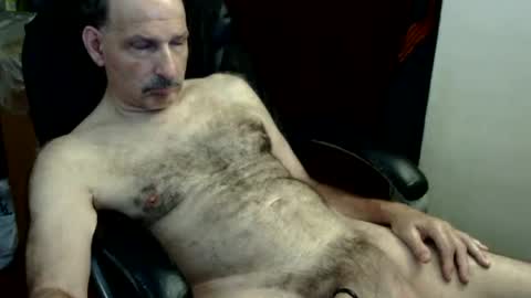 loades182025 online show from July 12, 2026, 5:42 am