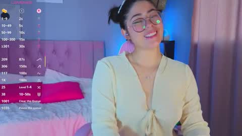 Pamela online show from November 7, 2025, 5:57 pm