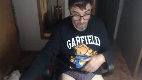 lobosolitario73 online show from November 8, 2025, 11:25 pm