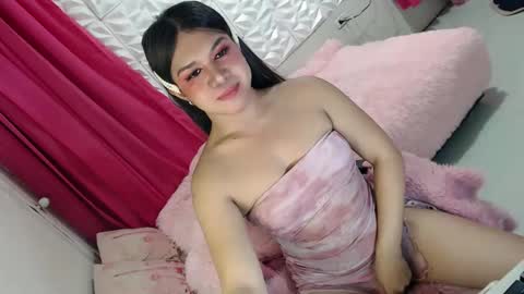 Snapshot of lobotara69 chatting on February 11, 2025, 2:57 am Thea online show from February 11, 2025, 2:57 am