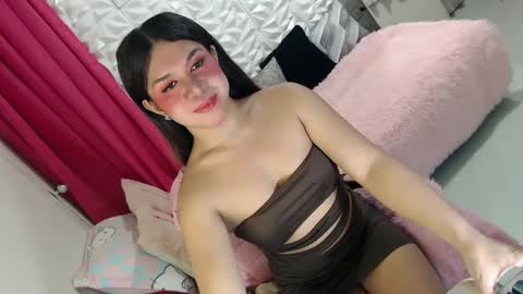 Snapshot of lobotara69 chatting on March 3, 2025, 6:59 am Thea online show from March 3, 2025, 6:59 am