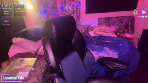 Snapshot of lobotomyprincess chatting on April 23, 2026, 4:24 am LobotomyPrincess online show from April 23, 2026, 4:24 am