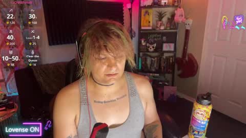 Snapshot of lobotomyprincess chatting on May 15, 2026, 6:09 am LobotomyPrincess online show from May 15, 2026, 6:09 am