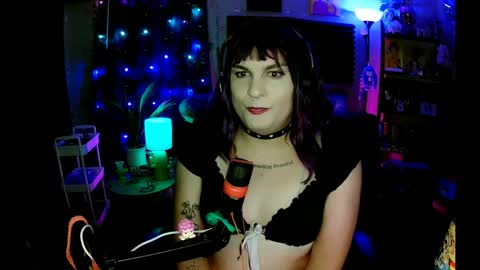 Snapshot of lobotomyprincess chatting on June 7, 2026, 2:16 am LobotomyPrincess online show from June 7, 2026, 2:16 am