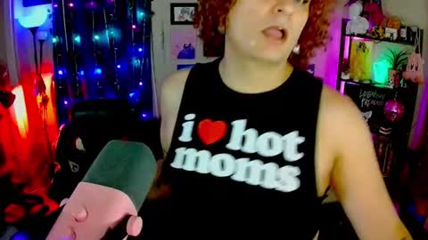 Snapshot of lobotomyprincess chatting on August 2, 2026, 4:22 am LobotomyPrincess online show from August 2, 2026, 4:22 am