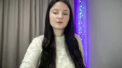 locaalis1 online show from January 25, 2025, 11:32 pm