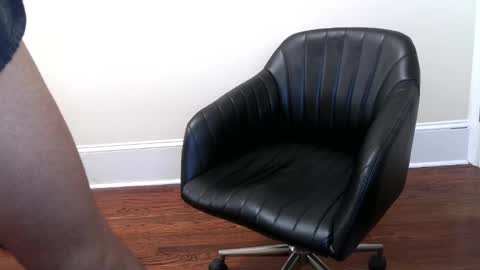 lockdownlove online show from March 5, 2025, 2:01 pm