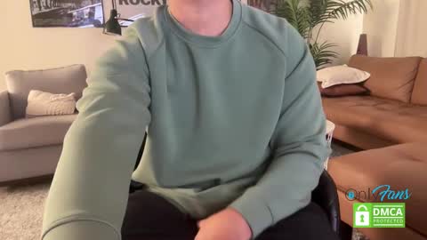 lockdownlove online show from September 18, 2025, 1:13 pm