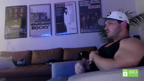 lockdownlove online show from November 20, 2025, 4:34 am