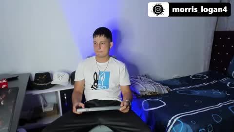 Snapshot of logan_morris777 chatting on February 2, 2025, 1:02 am Logan morris online show from February 2, 2025, 1:02 am