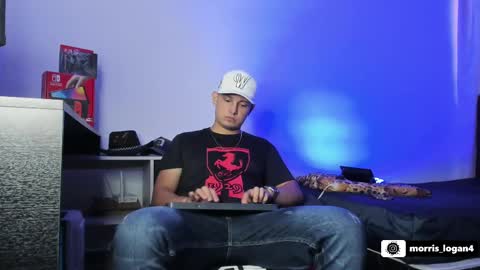 Snapshot of logan_morris777 chatting on March 1, 2025, 10:21 pm Logan morris online show from March 1, 2025, 10:21 pm