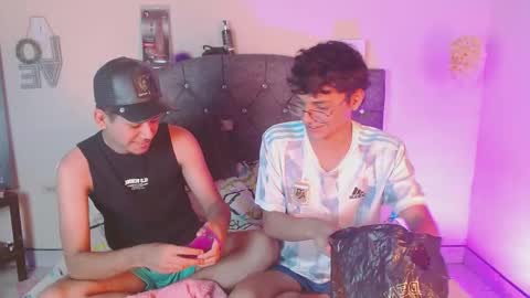 logan_willyams_ online show from October 28, 2025, 10:45 pm