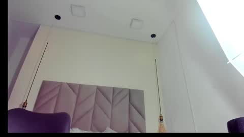 LoganGreys online show from February 17, 2026, 11:00 pm