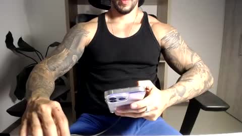 Snapshot of loganhod chatting on June 29, 2026, 5:03 am Logan Wolfp online show from June 29, 2026, 5:03 am