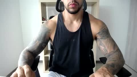 Snapshot of loganhod chatting on July 26, 2026, 2:24 pm Logan Wolfp online show from July 26, 2026, 2:24 pm