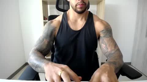 Snapshot of loganhod chatting on July 28, 2026, 4:50 pm Logan Wolfp online show from July 28, 2026, 4:50 pm