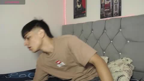 Snapshot of loganjhonson19 chatting on January 11, 2026, 4:06 am loganjhonson19 online show from January 11, 2026, 4:06 am