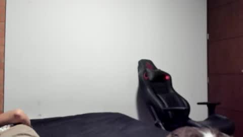 Logan online show from November 10, 2025, 8:57 am