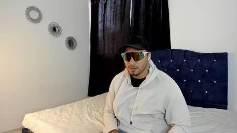 LoganRyder1 online show from November 3, 2025, 12:06 pm