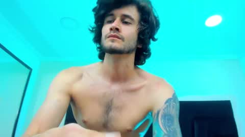Loggan online show from January 31, 2025, 9:48 pm