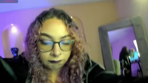 Snapshot of loiseharper chatting on May 21, 2026, 3:46 am Loise online show from May 21, 2026, 3:46 am