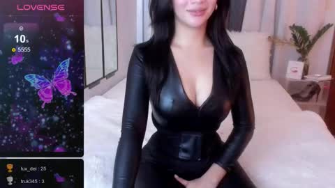 Mistress L online show from February 28, 2026, 6:53 pm