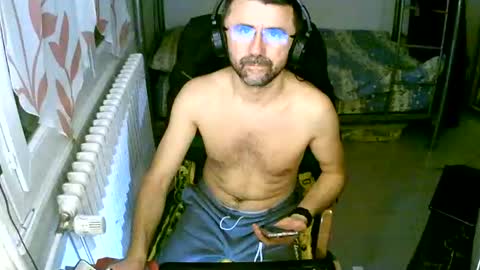 lokoum39 online show from December 16, 2024, 6:27 pm