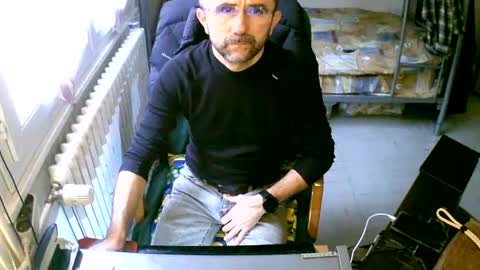 lokoum39 online show from January 30, 2025, 10:19 am