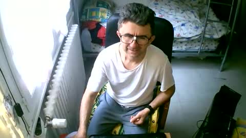 lokoum39 online show from October 21, 2025, 12:06 pm