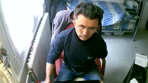 lokoum39 online show from March 31, 2026, 3:56 pm