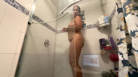 Snapshot of lola52990 chatting on October 12, 2025, 6:12 am Lola online show from October 12, 2025, 6:12 am