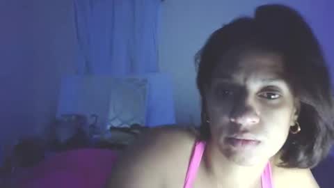 Snapshot of lola52990 chatting on October 13, 2025, 9:53 am Lola online show from October 13, 2025, 9:53 am