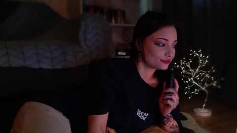 Snapshot of lola_bani_ chatting on February 6, 2026, 7:23 am lola online show from February 6, 2026, 7:23 am