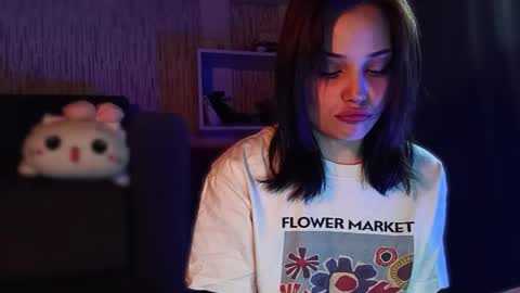 Snapshot of lola_bani_ chatting on April 3, 2026, 9:07 am lola online show from April 3, 2026, 9:07 am