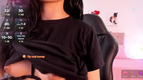 lola_bernard online show from March 7, 2025, 10:24 am