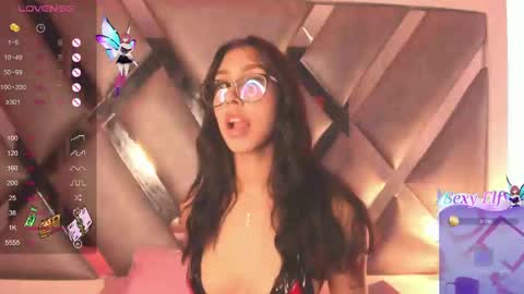 Snapshot of lola_js chatting on February 24, 2025, 9:31 pm lola_js online show from February 24, 2025, 9:31 pm