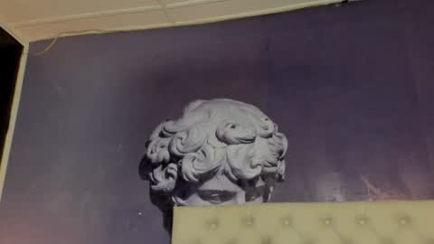 lola red online show from December 27, 2024, 5:26 pm