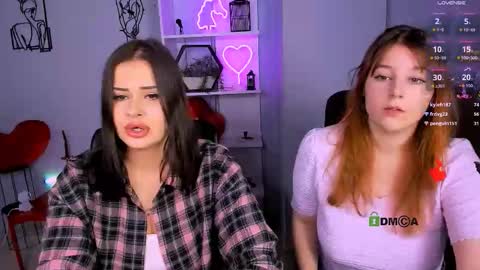 Snapshot of lola_sun12 chatting on November 28, 2025, 8:11 pm lola_sun12 online show from November 28, 2025, 8:11 pm