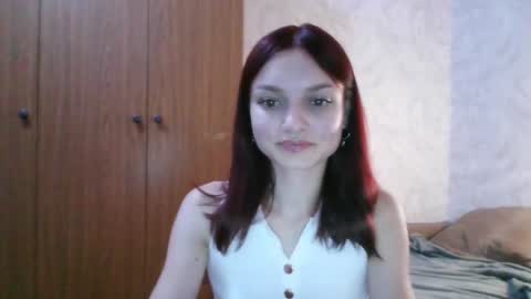 Snapshot of lola_sweetglow chatting on August 5, 2026, 8:11 pm lola_sweetglow online show from August 5, 2026, 8:11 pm