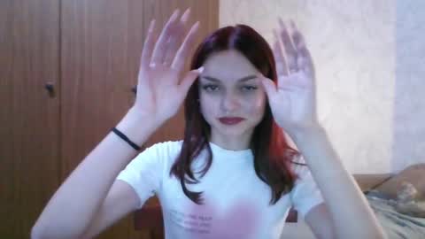Snapshot of lola_sweetglow chatting on August 6, 2026, 8:55 pm lola_sweetglow online show from August 6, 2026, 8:55 pm