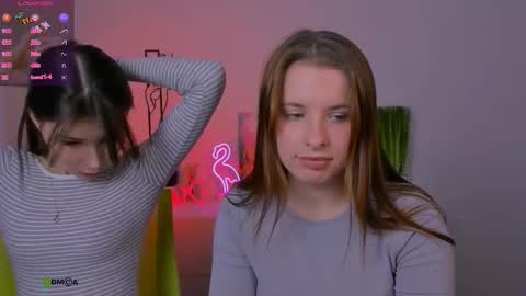 Lola online show from September 30, 2025, 7:30 pm