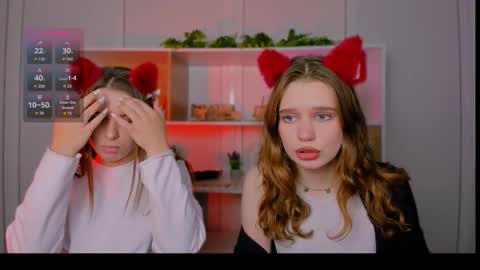 Lola online show from October 13, 2025, 7:03 pm