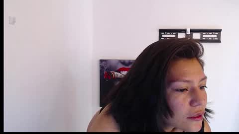 lolaandcamille online show from September 27, 2025, 9:14 am