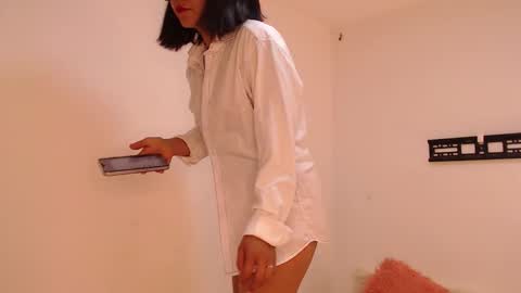 lolaandcamille online show from October 17, 2025, 1:57 pm