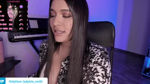Snapshot of lolaasmith_21 chatting on January 25, 2025, 12:38 am lolaasmith_21 online show from January 25, 2025, 12:38 am