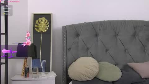 Lola  new tits boobs ass stepsis online show from November 23, 2025, 5:57 pm