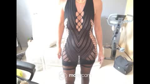 Snapshot of lolacharly chatting on October 4, 2025, 12:14 pm z1cpl38 online show from October 4, 2025, 12:14 pm