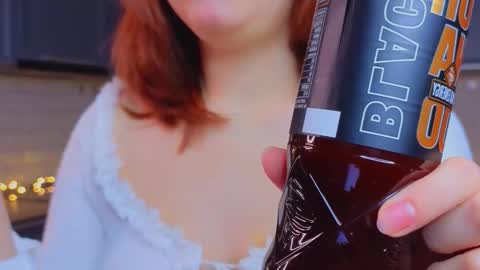 Snapshot of lolacrazy_ chatting on February 26, 2026, 3:55 pm Lola online show from February 26, 2026, 3:55 pm