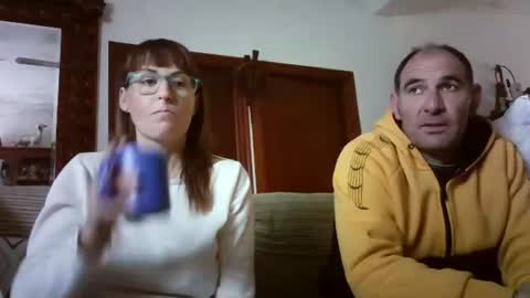 LOLA HUESO y ERIC online show from March 9, 2025, 4:00 pm