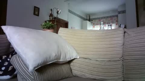 Snapshot of lolahueso chatting on February 16, 2026, 9:16 am LOLA HUESO y ERIC online show from February 16, 2026, 9:16 am